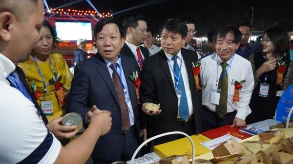 Hải Phòng: Khai mạc Hội chợ Nông nghiệp và triển lãm sản phẩm OCOP vùng Đồng bằng sông Hồng năm 2020
