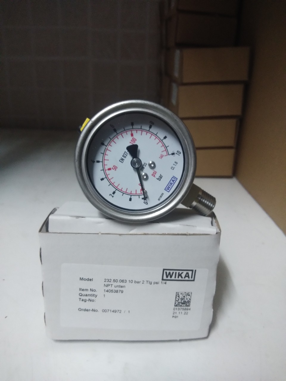 Đồng hồ đo áp suất wika model 213.53