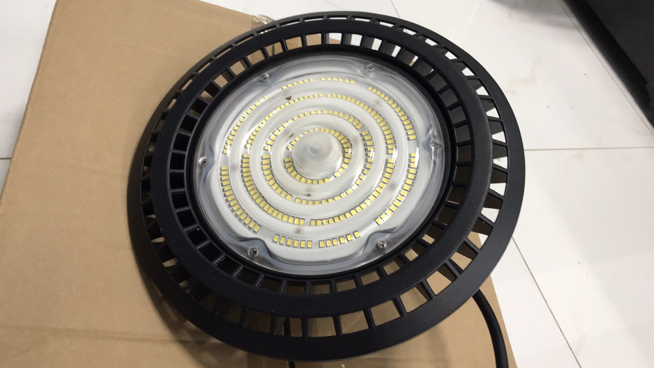 Đèn LED nhà xưởng 100W hiệu suất cao 170Lm/W