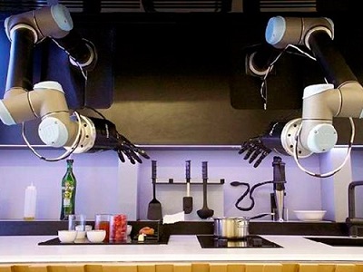 Chế tạo thành công robot đầu bếp